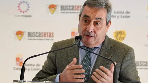 El director general del Instituto Tecnológico Agrario de Castilla y León (Itacyl), Rafael Sáez, interviene en el acto de presentación de las XXIV Jornadas Micológicas Buscasetas. Foto: Campillo