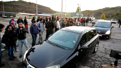 Este martes 28 de octubre se cumplen doce años del accidente que costó la vida a seis mineros en La Pola de Gordón. El juicio, visto para sentencia desde hace más de dos años, mantiene a las familias en un limbo judicial y emocional. Fotos: Peio García