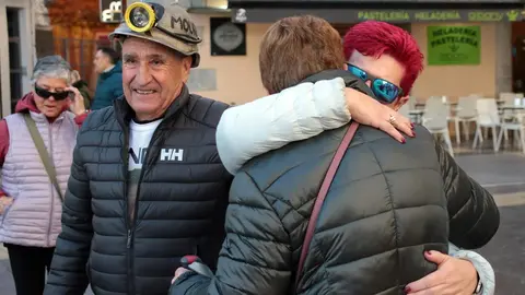 Familiares de los mineros muertos en la Hullera Vasco Leonesa protagonizan un recorrido por la capital leonesa en el decimosegundo aniversario de la tragedia. Foto: Peio García