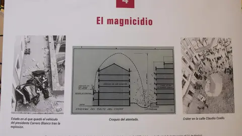 El alcalde de Ponferrada, Marco Morala (C), junto al presidente de la Asociación de Víctimas del Terrorismo de Castilla y León, Sebastián Nogales (2D), y el decano del Colegio Profesional de Periodistas de Castilla y León, Pedro Lechuga (I), durante la inauguración de la exposición ‘Rolando 2:15-2:55. 50 años de la primera masacre de ETA’. Foto: César Sánchez