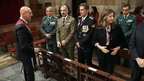 Celebración de una misa con motivo de la festividad de San Marcelo, patrón de la ciudad, a la que asiste la corporación municipal, encabezada por alcalde de León, y el presidente de las Cortes de Castilla y León, Carlos Pollán. Fotos: Peio García  AytoLeón