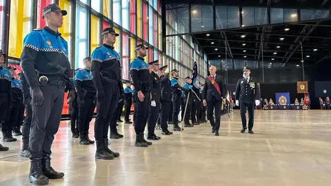 La Policía Local del Ayuntamiento de León ha celebrado este miércoles la festividad de su patrón, San Marcelo, con un acto solemne en el Palacio de Exposiciones presidido por el alcalde de la ciudad, José Antonio Diez. Fotos: AytoLeon