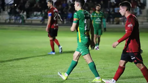 El conjunto maragato firma un partido memorable en La Eragudina, iguala en el 90 con un golazo de Adri Álvarez y se despide de la Copa del Rey tras una agónica tanda de penaltis en la que el héroe del encuentro falló el lanzamiento decisivo. Fotos: Isaac Llamazares