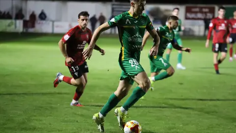 El conjunto maragato firma un partido memorable en La Eragudina, iguala en el 90 con un golazo de Adri Álvarez y se despide de la Copa del Rey tras una agónica tanda de penaltis en la que el héroe del encuentro falló el lanzamiento decisivo. Fotos: Isaac Llamazares