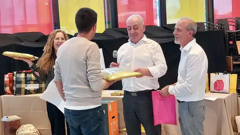 El Servicio de Limpieza de León celebra San Martín de Porres con reconocimiento a su labor, esfuerzo y compromiso. Fotos: Ayto León | Comité