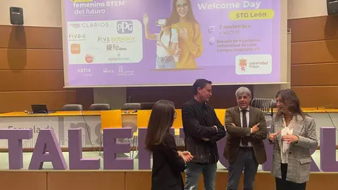 Iniciativa de STEM Talent Girl para fomentar mujeres líderes en ciencia y tecnología