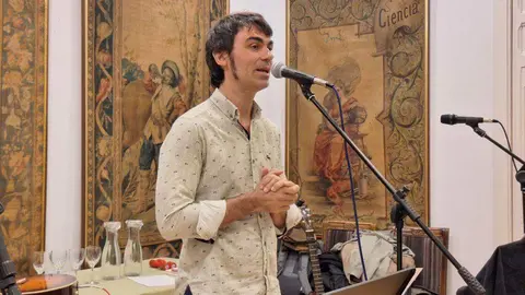 La Casa de León en Madrid rinde un homenaje poético musical a la poeta Paz Martínez.