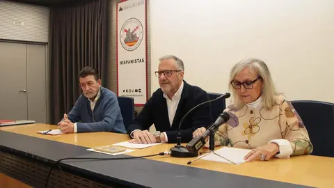 El presidente de las Cortes de Castilla y León, Carlos Pollán, inaugura la ‘III Jornada Hispanidad’, que se celebra en la capital leonesa bajo el título ‘Vida de un soldado en el Tercio’. Foto: Peio García