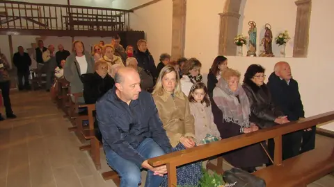 La localidad leonesa de Valverde de Curueño se vistió este sábado de gala para festejar los 100 de su 