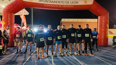 Una marea de 250 frontales ilumina León en una Urban Trail Universitaria de récord. Foto: ULE