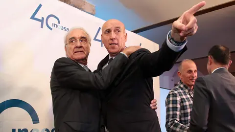 Incosa celebra 40 años de innovación y crecimiento en una gran gala en el Museo Casa Botines de León con asistencia de autoridades, trabajadores y colaboradores.