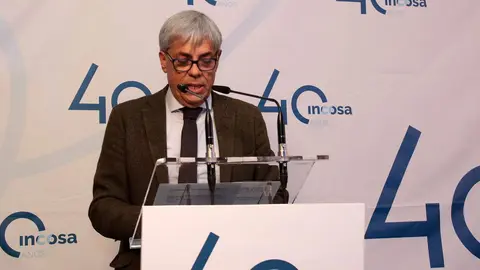 Incosa celebra 40 años de innovación y crecimiento en una gran gala en el Museo Casa Botines de León con asistencia de autoridades, trabajadores y colaboradores.