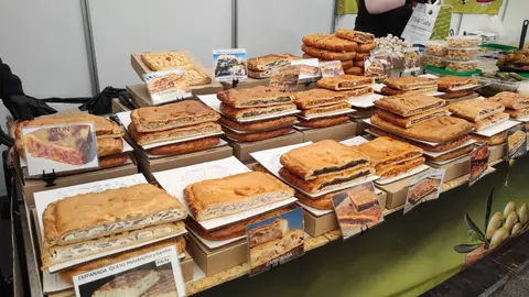 Mansilla de las Mulas revive su tradición con la Feria de San Martín. La histórica cita agroganadera reúne a miles de visitantes, cerca de 40 expositores y las VI Jornadas del Bacalao, consolidándose como el gran referente ferial de la provincia leonesa.