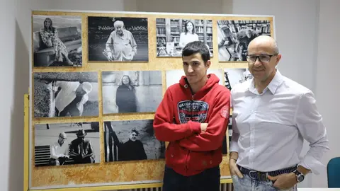 Las letras que salvan: Alcles León une literatura y solidaridad en su calendario 2025. El proyecto 'Meduletras' inspira el nuevo calendario solidario de la Asociación Leonesa Con las Enfermedades de la Sangre, que une a escritores y fotógrafos locales en favor de la donación de médula ósea.