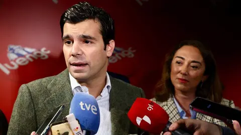 La consejera de Agricultura, Ganadería y Desarrollo Rural, María González Corral, visita las instalaciones de Legumbres Luengo. Foto: Campillo.