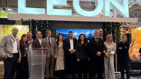El presidente de la Junta de Castilla y León, Alfonso Fernández Mañueco, inaugura AR-PA Turismo Cultural e INTUR, Feria Internacional del Turismo de Interior. Foto: Ayuntamiento de León.
