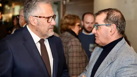 La Fundación MonteLeón celebra la tercera edición de su encuentro con las entregas de premios de los tres certámenes literarios y de su joven certamen artístico de acuarela. Acude el presidente de las Cortes de Castilla y León, Carlos Pollán. Foto: Campillo.