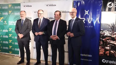 La Fundación MonteLeón celebra la tercera edición de su encuentro con las entregas de premios de los tres certámenes literarios y de su joven certamen artístico de acuarela. Acude el presidente de las Cortes de Castilla y León, Carlos Pollán. Foto: M.A. García.