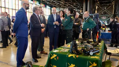 Inauguración de la VII Feria del Empleo, Innovación y Emprendimiento de León, organizada por la Cámara de Comercio, con la asistencia del alcalde, José Antonio Diez. Foto: Campillo.