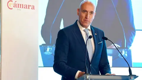 Inauguración de la VII Feria del Empleo, Innovación y Emprendimiento de León, organizada por la Cámara de Comercio, con la asistencia del alcalde, José Antonio Diez. Foto: Campillo.