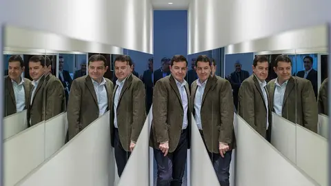 El presidente de la Junta de Castilla y León, Alfonso Fernández Mañueco, visitó este miércoles en León la exposición 'Yoko Ono. Insound and Instructure', una amplia selección de trabajos de la creadora japonesa que el Museo de Arte Contemporáneo de Castilla y León (Musac) ofrece al público hasta el 17 de mayo de 2026.