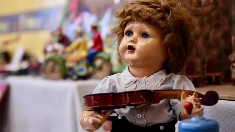 Acto de presentación y apertura al público de la exposición benéfica ‘El juguete español. Un siglo de historia. 1880-1980’. Foto: Campillo