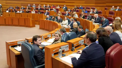 Votación del debate de totalidad del Proyecto de Ley de Presupuestos Generales de la Comunidad de Castilla y León para 2026. Fotos: Leticia Pérez