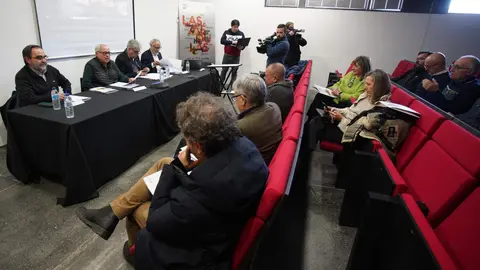 Concluye la reconstrucción del Mirador de Orellán después de fuera arrasado por el fuego este verano. Fotos: César Sánchez