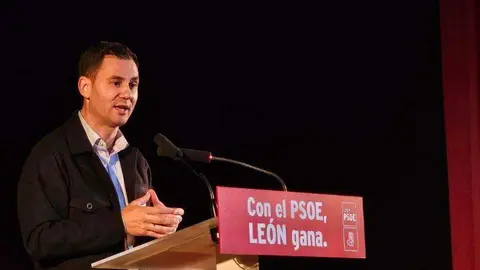 Comité provincial del PSOE de León en la Robla.