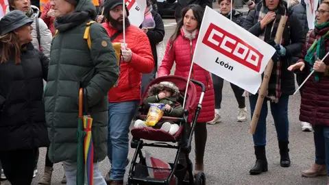 El movimiento ‘Respeto’ convoca una movilización ciudadana autonómica para exigir a la Junta responsabilidad tras los incendios, con la asistencia de los líderes autonómicos del PSOE, Carlos Martínez, y de Izquierda Unida, Juan Gascón, entre otros. Foto: Peio García