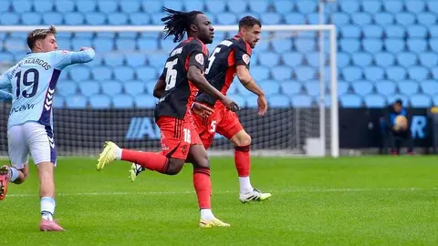 La Ponferradina disputa un duelo frenético ante el Celta. Encuentro de poder a poder en el que los bercianos no han aprovechado sus ocasiones.