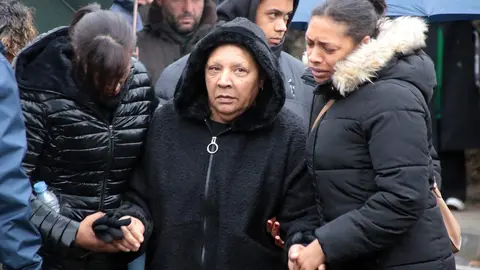 El presidente de la Junta, Alfonso Fernández Mañueco asiste al funeral por el minero fallecido acompañado por el presidente del Principado, Adrián Bardón y el consejero de Fomento, Juan Carlos Suárez Quiñones. Fotos: Peio García