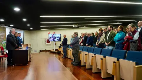 Presentación del Informe sobre Exclusión y Desarrollo Social en Castilla y León, elaborado por la Fundación Foessa. Participan el presidente del CES de Castilla y León, Enrique Cabero, el presidente de Cáritas Castilla y León, Guenther E. Boelhoff, y el miembro del Comité Técnico de la Fundación Foessa, Pedro Fuentes. Foto: Leticia Pérez