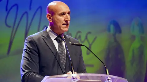 El delegado del Gobierno en Castilla y León, Nicanor Sen, preside el acto de entrega de los Reconocimientos Meninas 2025. Fotos: Campillo