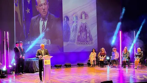 El delegado del Gobierno en Castilla y León, Nicanor Sen, preside el acto de entrega de los Reconocimientos Meninas 2025.