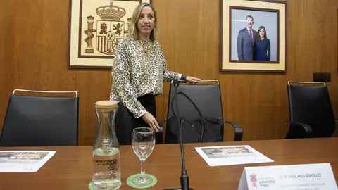 La rectora de la Universidad de León, Nuria González, y la directora de Universidades e Investigación de la Junta de Castilla y León, Blanca Ares, inauguran las I Jornadas Nacionales de Campus Periféricos. Foto: César Sánchez.