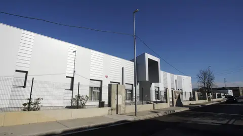 Inauguración de la nueva residencia de personas mayores de Camponaraya. Foto: César Sánchez.