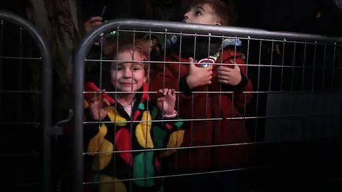 El alcalde de León, José Antonio Díez, preside el acto del encendido del alumbrado navideño de la ciudad. Foto: Peio García.