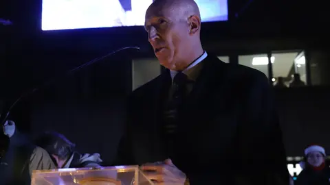 El alcalde de León, José Antonio Díez, preside el acto del encendido del alumbrado navideño de la ciudad. Foto: Peio García. Foto: Isaac Llamazares.