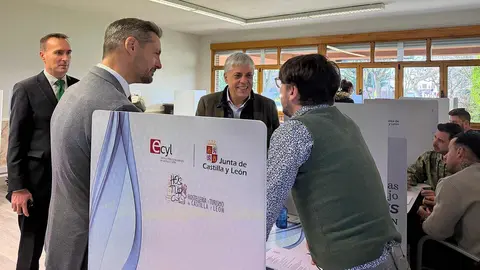 El sector hostelero volvió a evidenciar su necesidad urgente de personal en la jornada de selección organizada por el Servicio Público de Empleo de Castilla y León (ECyL) este jueves en el Centro de Formación para el Empleo de San Andrés del Rabanedo.