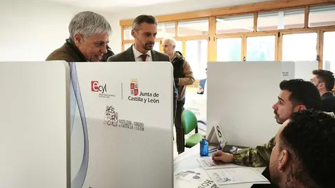 El sector hostelero volvió a evidenciar su necesidad urgente de personal en la jornada de selección organizada por el Servicio Público de Empleo de Castilla y León (ECyL) este jueves en el Centro de Formación para el Empleo de San Andrés del Rabanedo.