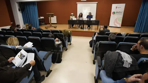 Inauguración de las Jornadas 'Entre osos y castaños'. Foto: César Sánchez.