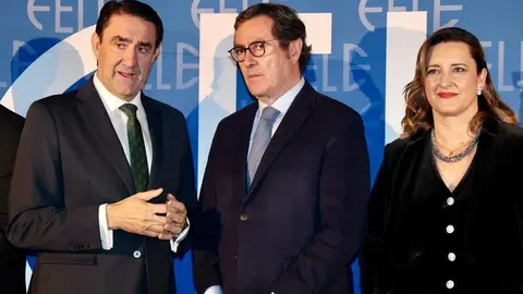 La Federación Leonesa de Empresarios celebra el 33 Día de la Empresa con un acto al que asiste el presidente de la Confederación Española de Organizaciones Empresariales, Antonio Garamendi, y en que se entregarán el galardón al Empresario del Año 2025 y otras distinciones. Foto: Campillo.