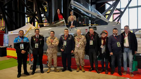 El alcalde de León, José Antonio Diez, preside la inauguración de la 35 edición de Expojoven. Foto: Campillo.