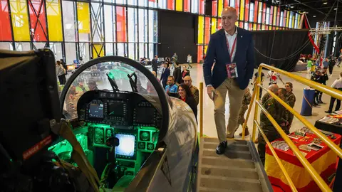El alcalde de León, José Antonio Diez, preside la inauguración de la 35 edición de Expojoven. Foto: Campillo.