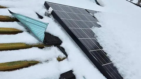 Los responsables del emblemático refugio de Picos de Europa explican que parte del tejado fue arrancado por el temporal y que no podrán abrir este invierno