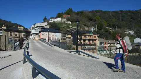 Peregrinos a su paso por la comarca del Bierzo. Foto: César Sánchez.