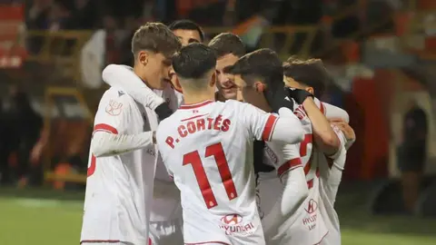 La Cultural firma un encuentro muy intenso ante el Andorra en un Reino de León muy frío en la Copa del Rey. Fotos: Isaac Llamazares