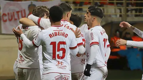 Fornos celebra su gol. Foto: Isaac Llamazares