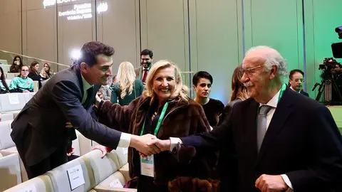 El Premio Iberdrola Supera Social, que reconoce a los proyectos que ayudan a la integración de la mujer a través de la práctica deportiva, recayó en el CEIP Lope de Vega, un 